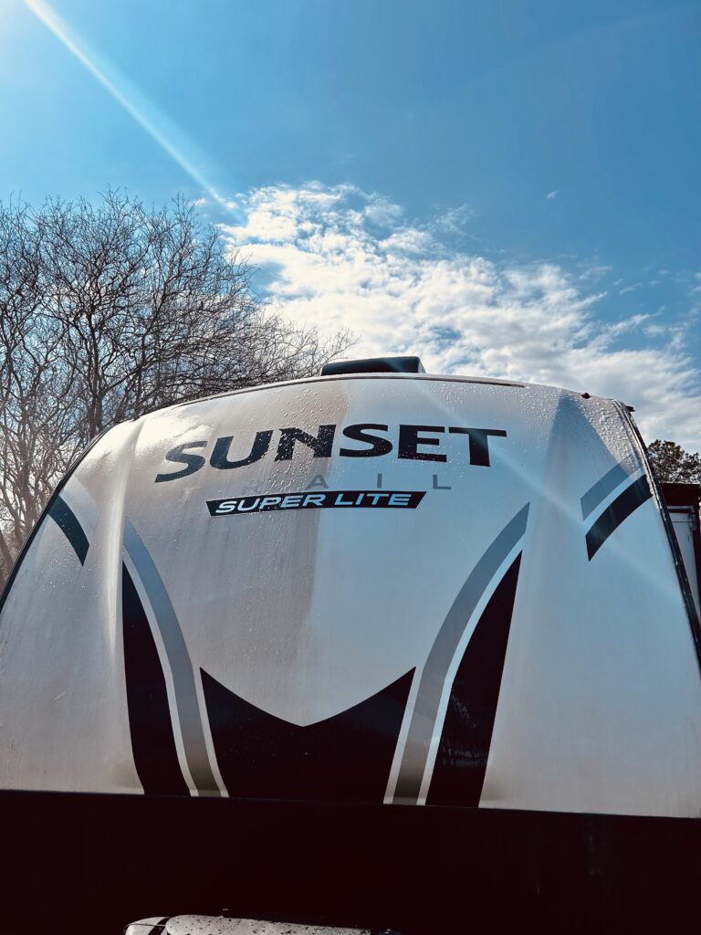 RV Exterior Cleaning